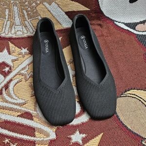 Vivaia Margot 2.0 Square Toe V Cut Flats Size EU 43 / US 11.5 - 12 Slip On Shoes